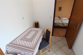 Apartments and Rooms Dino