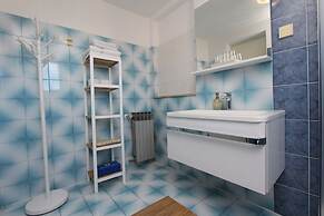 Apartments and Rooms Dino