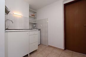 Apartments and Rooms Dino