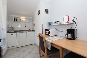 Apartments and Rooms Dino