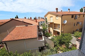 Apartments and Rooms Dino