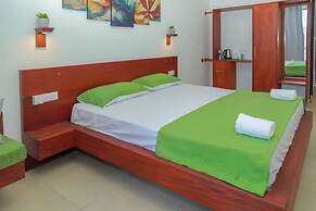 Traveller's Hotel Hikkaduwa