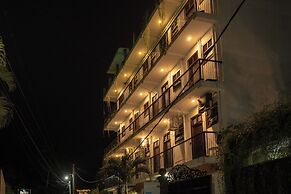 Traveller's Hotel Hikkaduwa