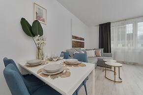 Gwiaździsta Apartment by Renters