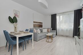 Gwiaździsta Apartment by Renters