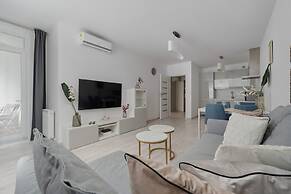 Gwiaździsta Apartment by Renters