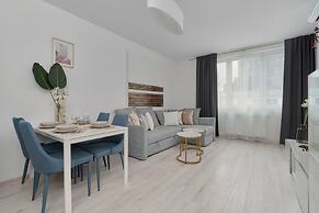 Gwiaździsta Apartment by Renters