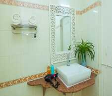 Lillywoods NV beach Resort