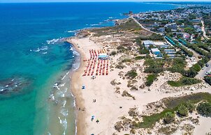 3311 Bianca House by Barbarhouse