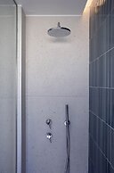 Twinn Downtown Piraeus