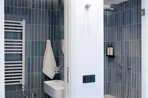 Twinn Downtown Piraeus