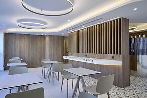 Twinn Downtown Piraeus