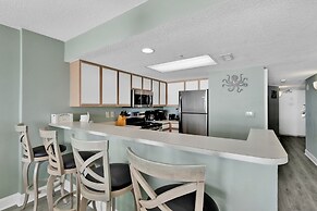 Baywatch Resort Oceanfront Dream Maker