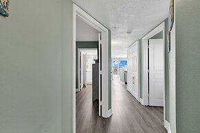 Baywatch Resort Oceanfront Dream Maker