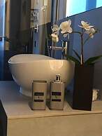 VESUCHARME Suite Luxury Room