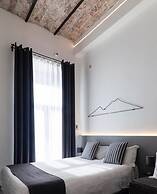 VESUCHARME Suite Luxury Room