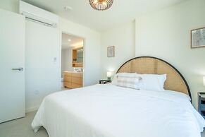 Sky Ala Moana 2908 2 Bedroom Condo by RedAwning