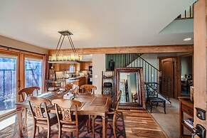 16 Riverbend 3 Bedroom Townhouse by RedAwning