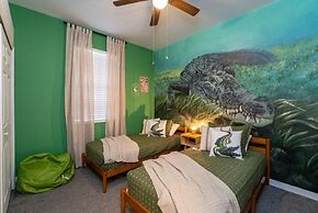 Themed Amazing 4bd Home At Highlands Reserve 4 Bedroom Villa by RedAwn