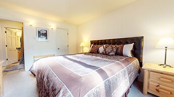 Wildflower #51 1 Bedroom Condo by RedAwning