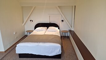 TyzenXL Luxury Vilnius Apartment