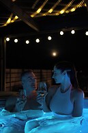 Lake Spirit Boutique Apartments