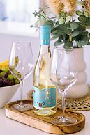 Lake Spirit Boutique Apartments