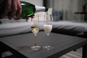 Lake Spirit Boutique Apartments