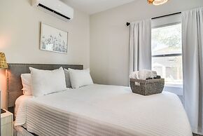 Tampa Studio w/ Shared Backyard ~ 4 Mi to Downtown