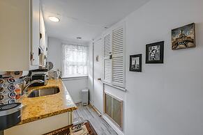 Pet-friendly Great Neck Home ~ 1 Mi to Kings Point