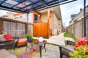 Chic Forest Park Home w/ Patio - 10 Mi to Chicago