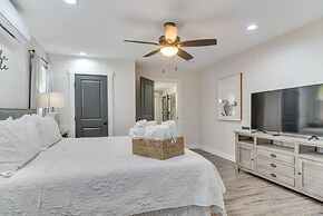 Tampa Apartment w/ Shared Backyard & Fire Pit!