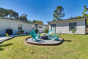 Tampa Apartment w/ Shared Backyard & Fire Pit!