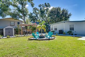 Tampa Apartment w/ Shared Backyard & Fire Pit!