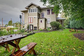 Historic Eugene Vacation Rental ~ 6 Mi to UO!