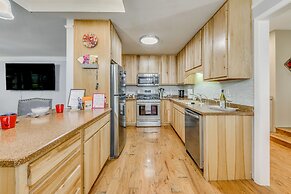 Ruidoso Cabin w/ Hot Tub ~ 2 Mi to Grindstone Lake