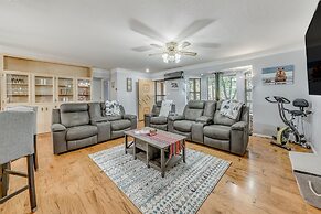 Ruidoso Cabin w/ Hot Tub ~ 2 Mi to Grindstone Lake