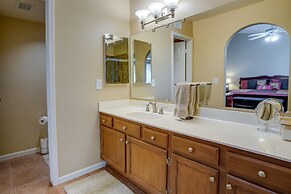 Pet-friendly Peoria Home Near State Farm Stadium!