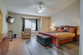 Pet-friendly Peoria Home Near State Farm Stadium!