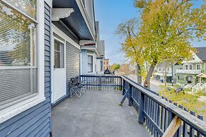 Charming Buffalo Apartment: 2 Mi to Downtown
