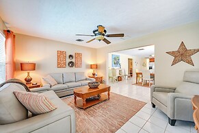 Lovely Naples Home w/ Lanai & Pool ~ 1 Mi to Beach