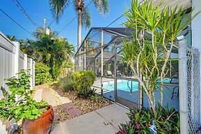 Lovely Naples Home w/ Lanai & Pool ~ 1 Mi to Beach