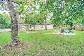 Gulfport Home w/ Fire Pit: Rv/trailer Parking