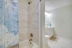 Gulfport Home w/ Fire Pit: Rv/trailer Parking