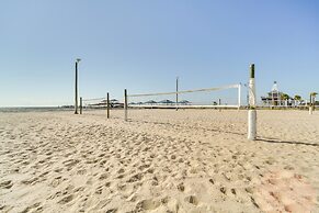Waveland Vacation Rental - Walk to the Beach!