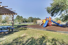 Waveland Vacation Rental - Walk to the Beach!