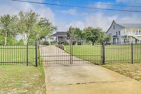 Waveland Vacation Rental - Walk to the Beach!