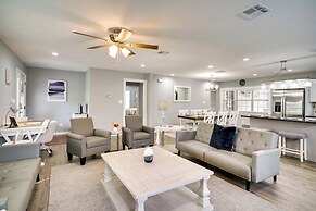 Lake Charles Home w/ Gas Grill & Fenced-in Yard!