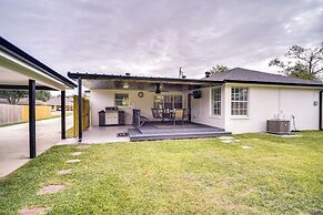 Lake Charles Home w/ Gas Grill & Fenced-in Yard!