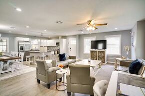 Lake Charles Home w/ Gas Grill & Fenced-in Yard!